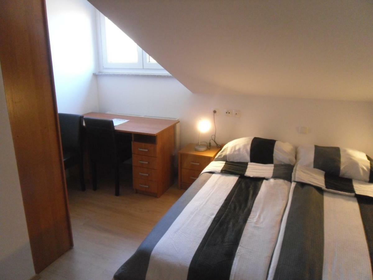Gostilna Ulcar Hotel Ig Екстериор снимка