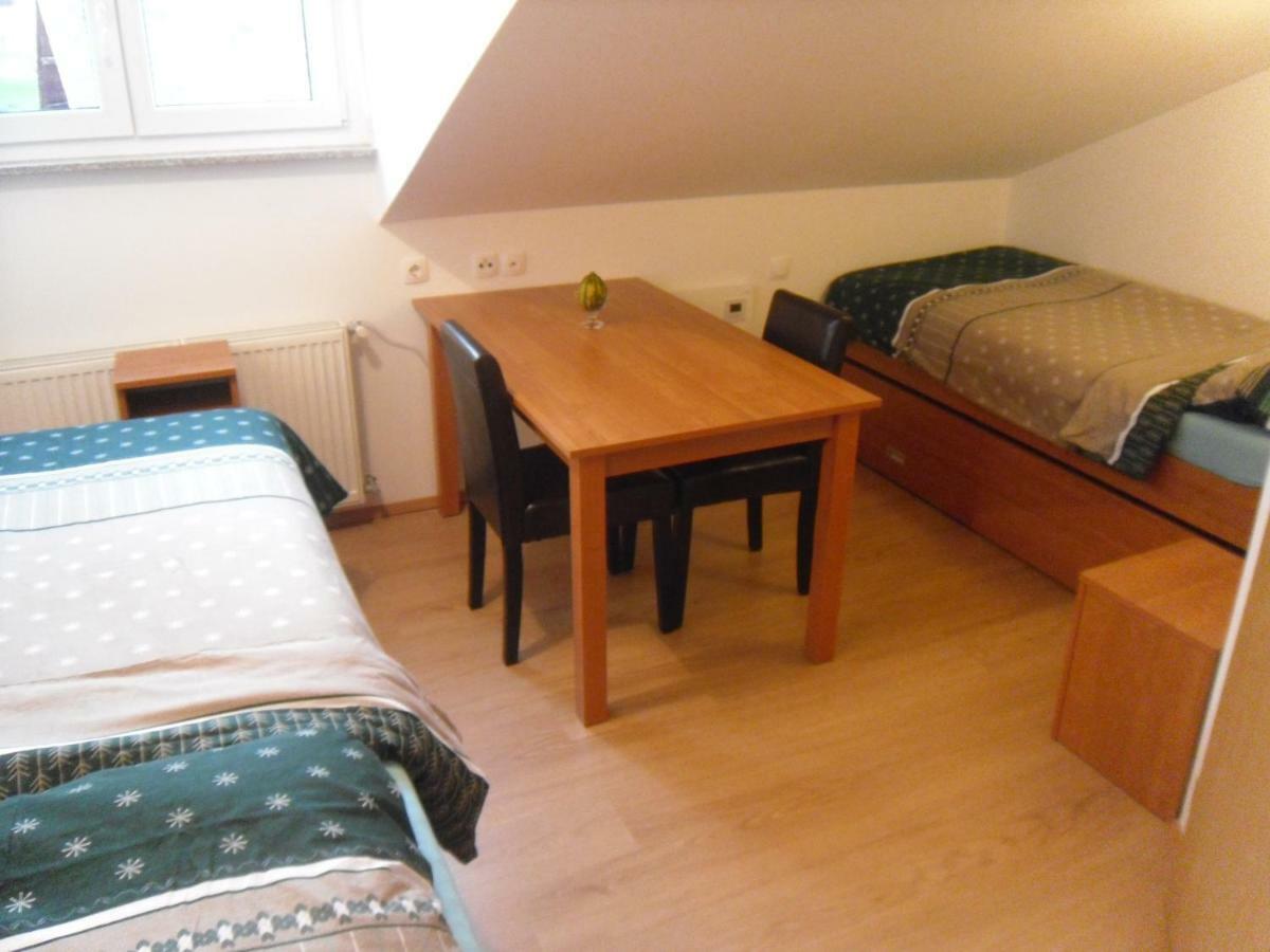 Gostilna Ulcar Hotel Ig Екстериор снимка